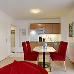 Appartementhaus Binzer Sterne 43 * Binz