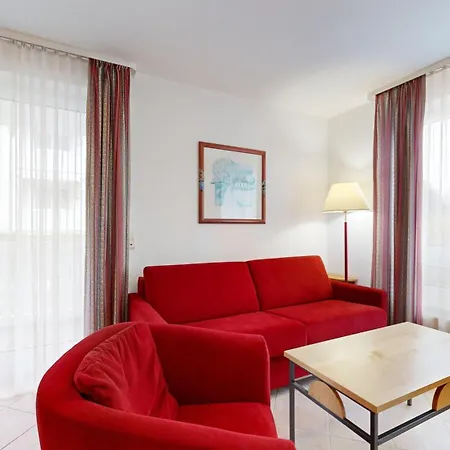 Appartementhaus Binzer Sterne 43 *