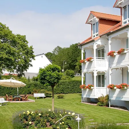 Appartementhaus Binzer Sterne 43 * Binz